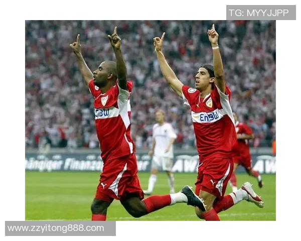 奥林匹亚与狼队激战正酣谁能在这场对决中笑到最后